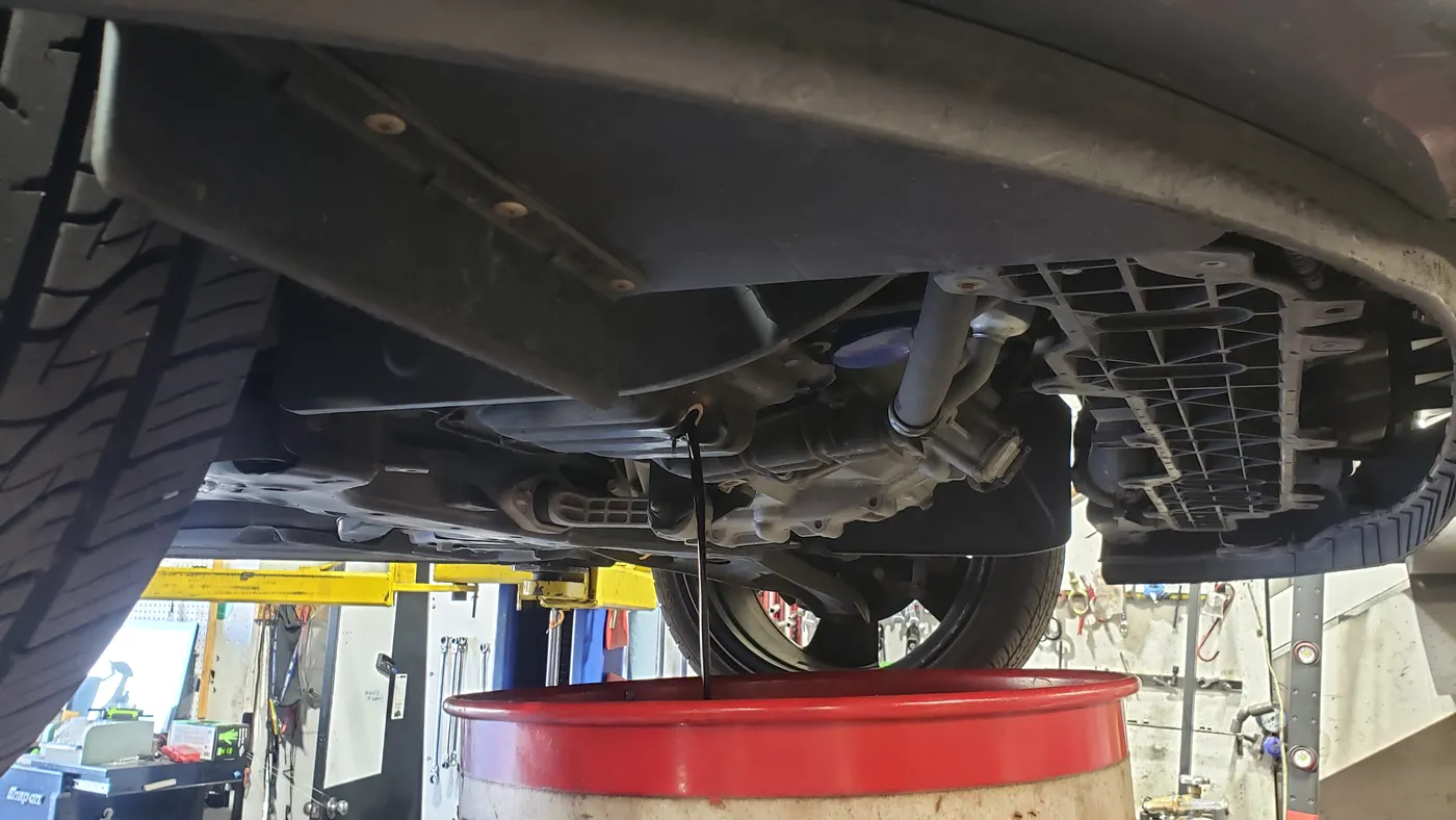 Oil change service in West Valley City